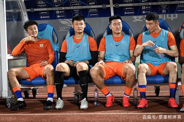 林书豪：P+身体对抗很强 和CBA强弱还不好评价